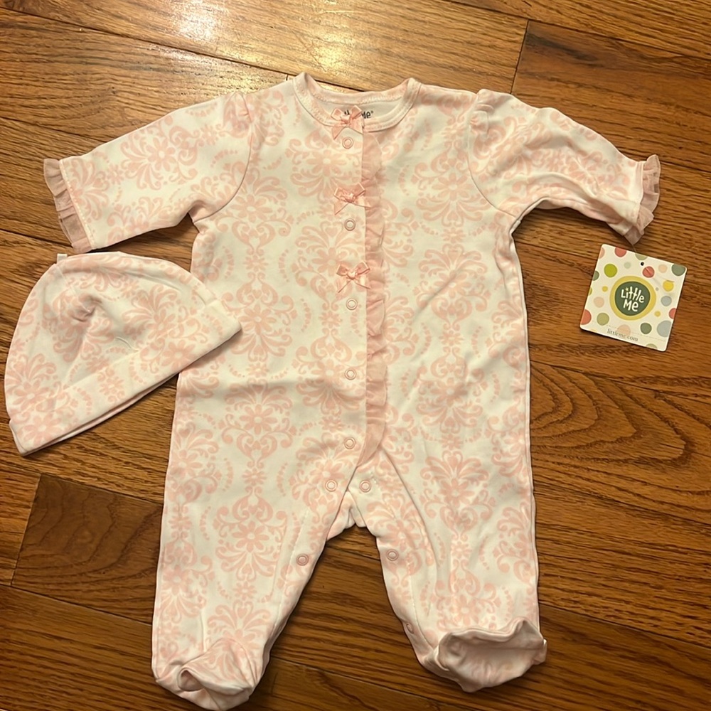 Brand New with tags Little Me Baby Sleeper with hat